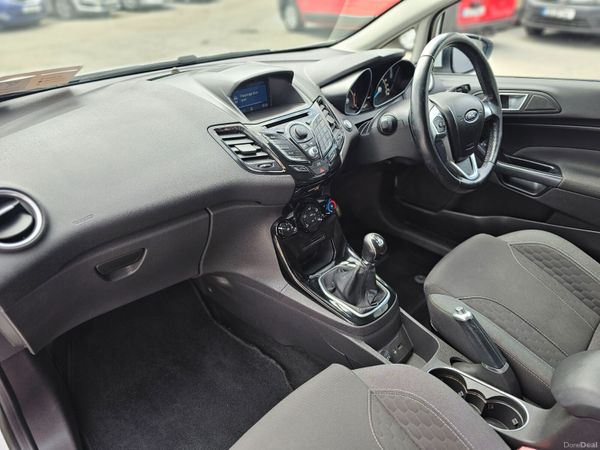 FORD FIESTA ZETEC S LINE // 06/26 NCT 360239503