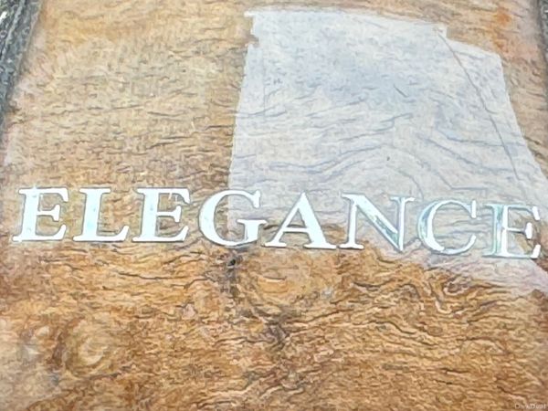 Mercedes E200 360488561