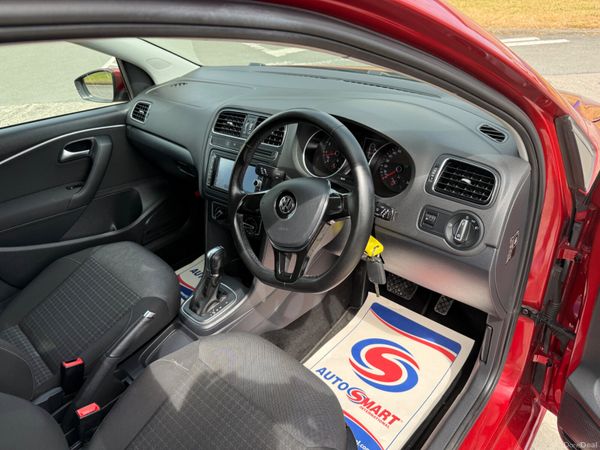 Volkswagen polo 2015 Auto 361152307