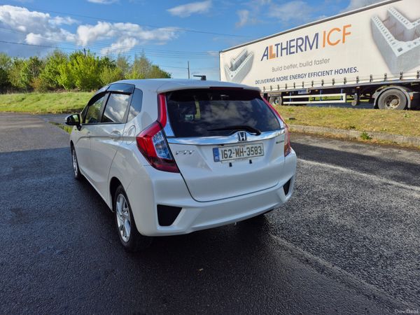 Honda Fit 2016 AUTOMATIC PETROL HYBRID 1.5L PETROL 361374946