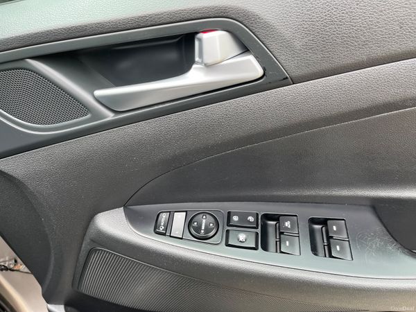 Hyundai Tucson 1.7 D Comfort Plus 361881245
