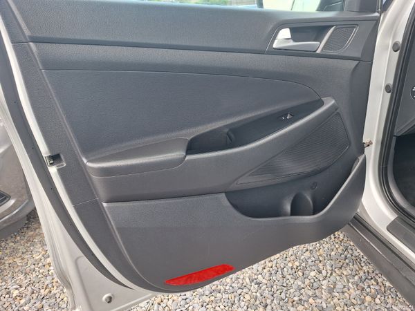 2018 Hyundai Tucson| leather seats 362521323