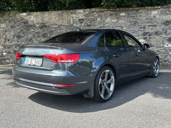 Audi A4 2016 362692551