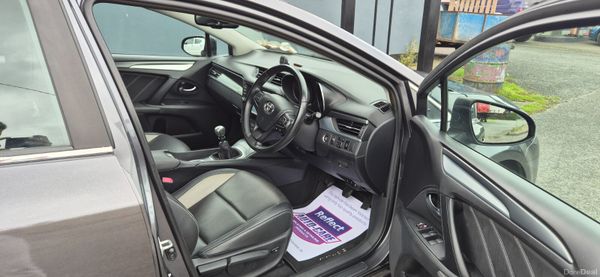 Toyota Avensis 2016 362702920