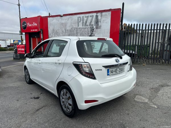 Yaris Auto hybrid Very Low KMS Irish Car 362712233