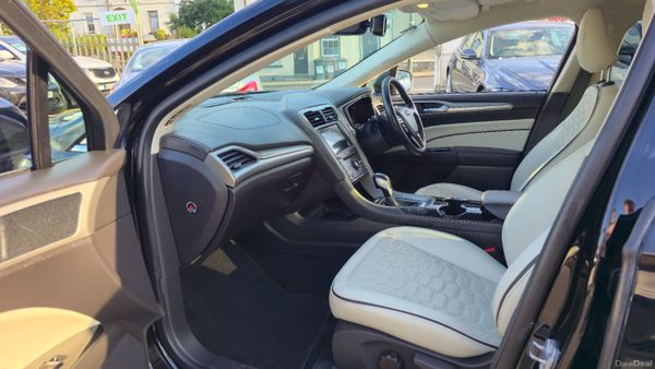 2018 Ford Mondeo VIGNALE HYBRID Warranty Titanium 363821103