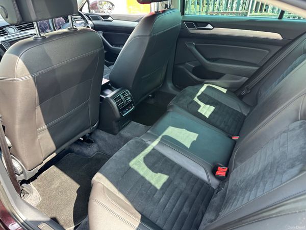 Volkswagen Passat 1.6TDI AUTO DSG HIGHLINE 364196180
