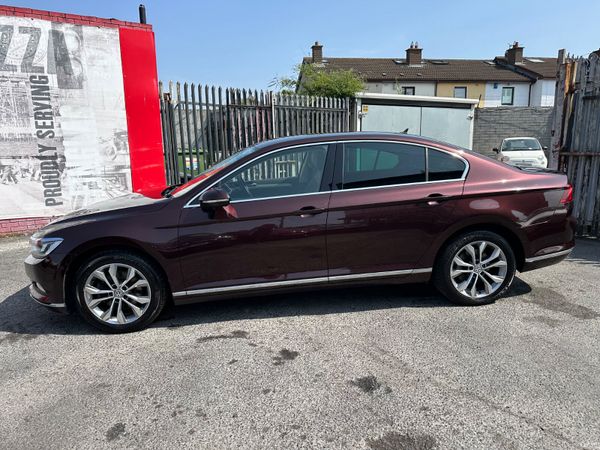 Volkswagen Passat 1.6TDI AUTO DSG HIGHLINE 364196104