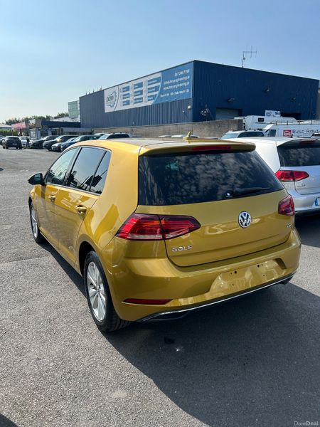 Volkswagen Golf 364347147