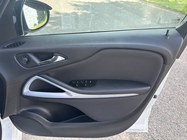 Opel Zafira 2017 SC 1.4 Automatic 364372697