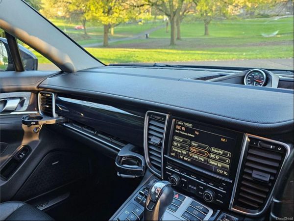 152 Porsche Panamera PLUG-IN HYBRID 3.0 364448142