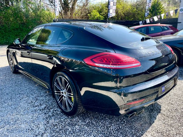 152 Porsche Panamera PLUG-IN HYBRID 3.0 364448134