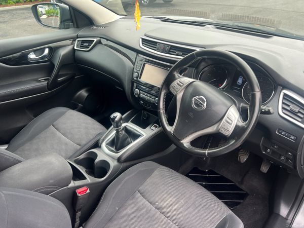 2015 (152) Nissan Qashqai Acenta Premium 1.5 DCI 364752283