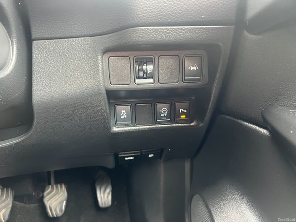 2015 (152) Nissan Qashqai Acenta Premium 1.5 DCI 364752295