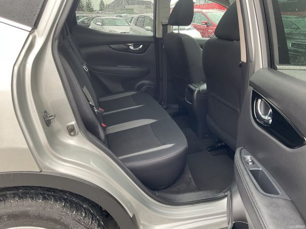 NISSAN QASHQAI 1.3 PETROL PANORAMIC ROOF SAT NAV 364816347