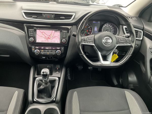 NISSAN QASHQAI 1.3 PETROL PANORAMIC ROOF SAT NAV 364816401
