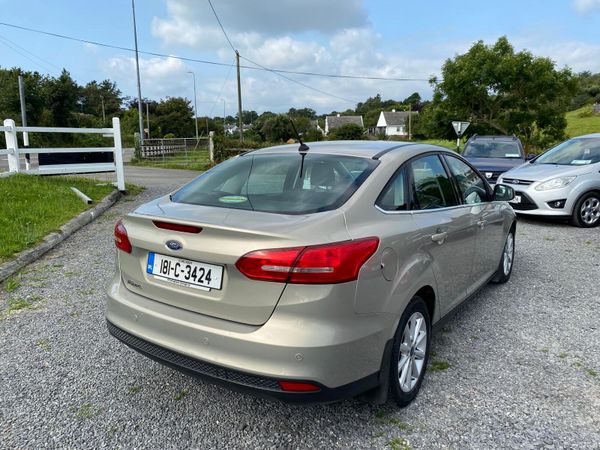 Ford Focus 2018 364992531