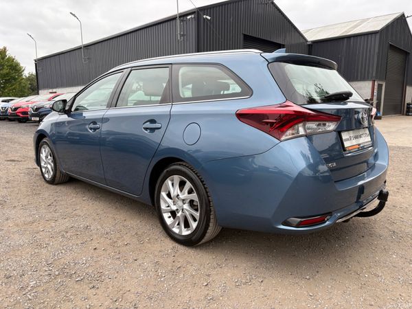 Toyota Auris 365113301