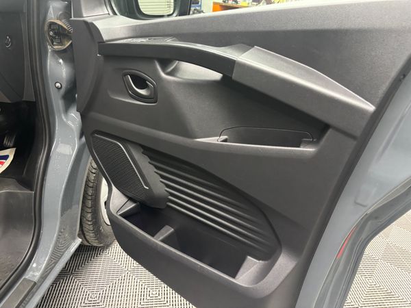 2023 RENAULT TRAFIC LWB 9 SEATER 2.0 365251165