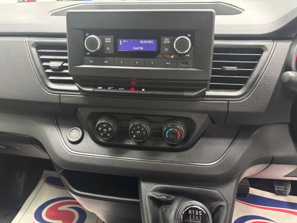 2023 RENAULT TRAFIC LWB 9 SEATER 2.0 365251167