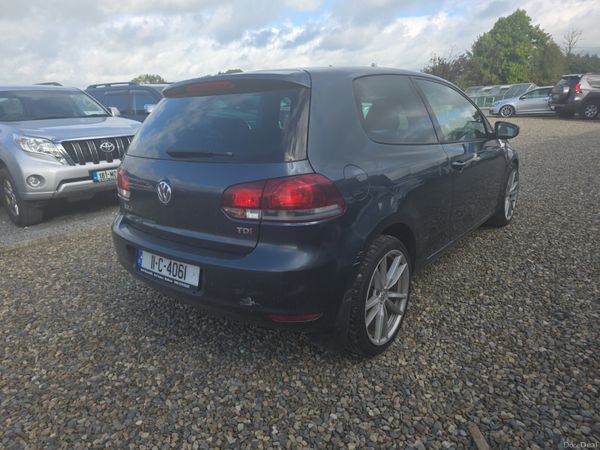 Volkswagen Golf 1.6 TDi Highline 365365889