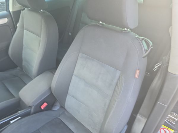 Volkswagen Golf 1.6 TDi Highline 365365929