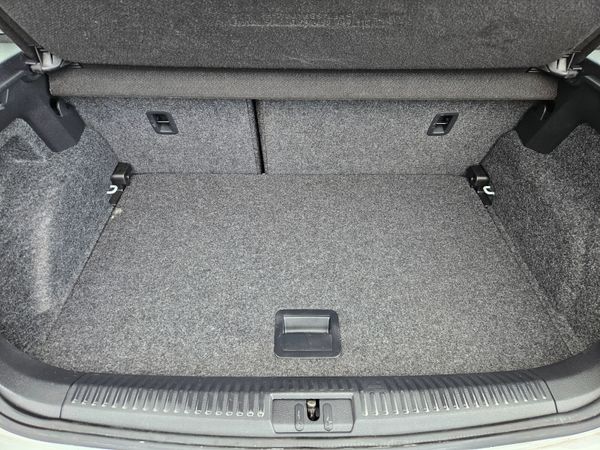 Volkswagen Polo 2017 auto 1.2  only 50klm 365386043