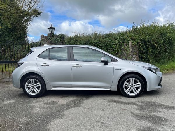 Toyota Corolla 1.8 Hybrid Luna Hatchback 365809951