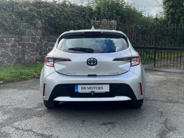 Toyota Corolla 1.8 Hybrid Luna Hatchback 365809953