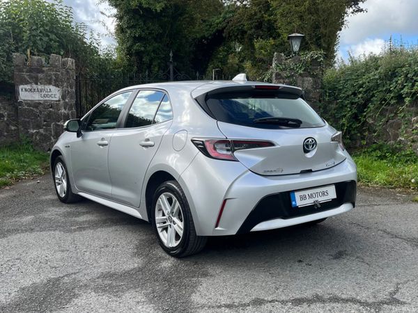 Toyota Corolla 1.8 Hybrid Luna Hatchback 365809935