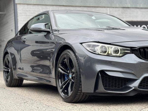 Bmw M4 Coupe 3.0 DCT Shadow Edition 366277637