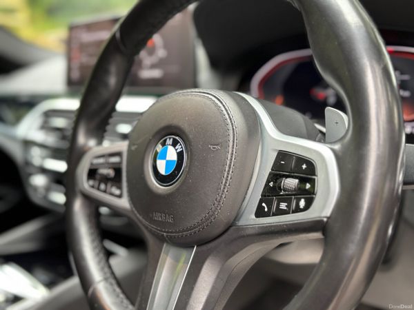 2021 BMW 520d M Sport (MHT) RARE COLOUR 366357377