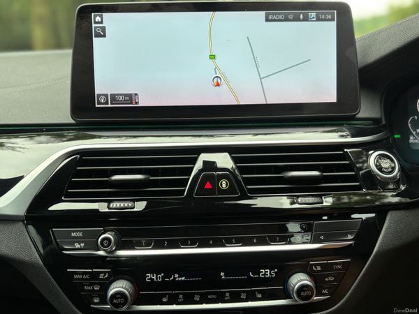 2021 BMW 520d M Sport (MHT) RARE COLOUR 366357381