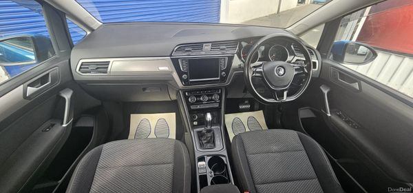 Volkswagen Touran Automatic 366732543