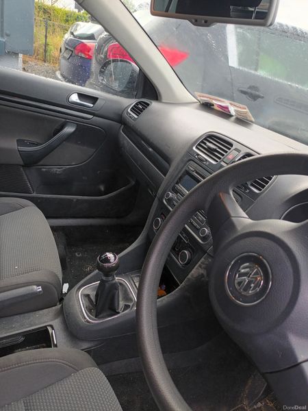 Volkswagen Golf 2013 366843264