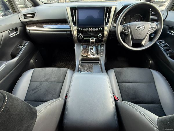 2023 Toyota Alphard 366898760