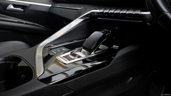 🔥 2021 Peugeot 3008 HYBRID2 PHEV 225bhp Allure 366814643