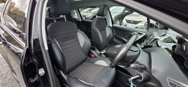 Peugeot 2008 Automatic 366960818