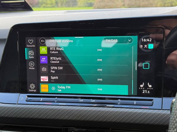 Immaculate 221 Volkswagen Golf R-Line! 367085277