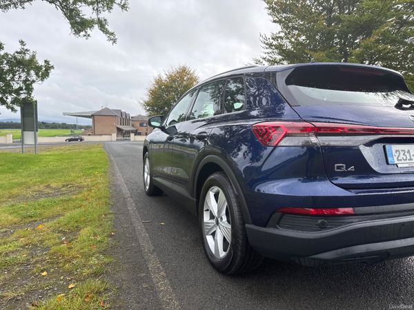 Audi 2023 E-tron 40 Advance 367467951