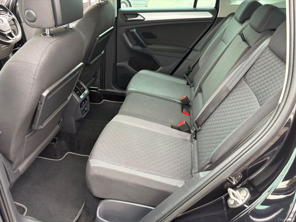 Volkswagen Tiguan DSG Auto 367523421