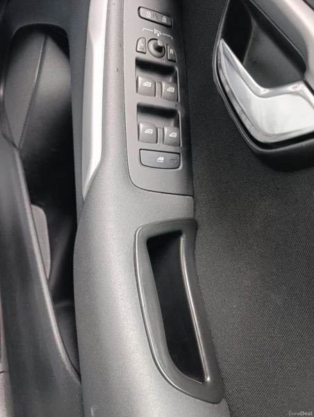 Volvo V40  2014 automatic 367765403