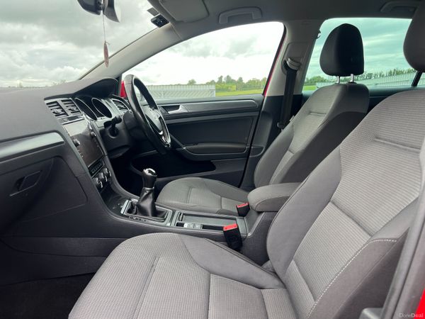 2018 Volkswagen Golf  SE Nav 1.6 TDI BMT 367773373