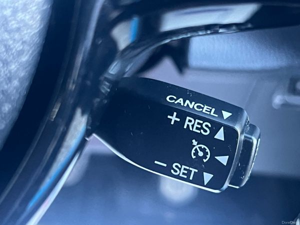 Toyota Vitz 2019 367885061