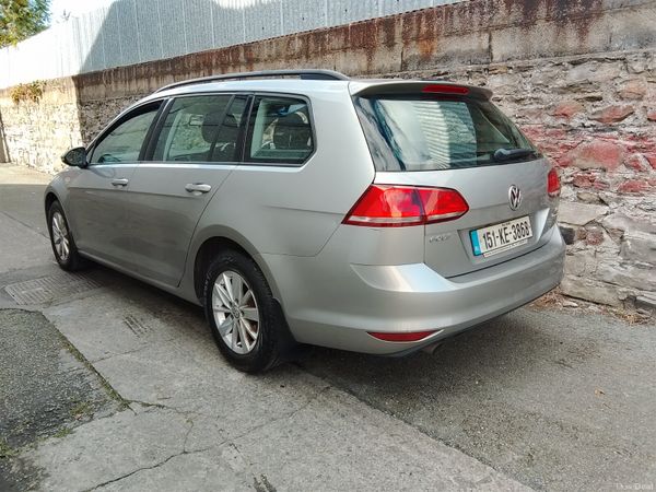 Volkswagen Golf 2015 367808173