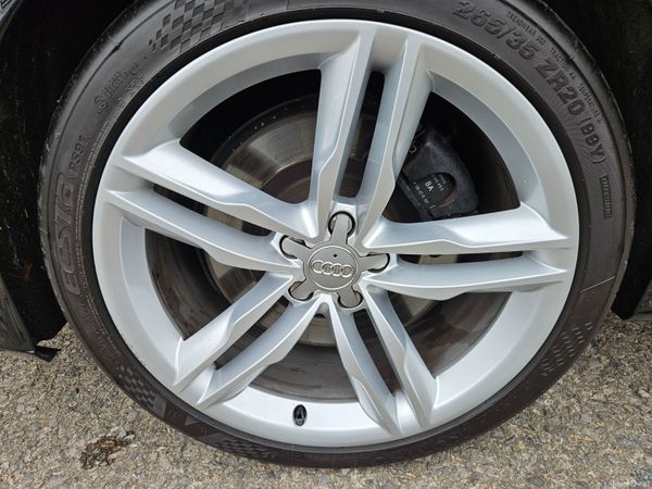 Audi S7 2016 4.0 twin turbo Quattro V8 367942051