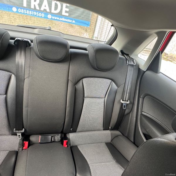 Audi A1 2015 Sline Low Milege 367958645