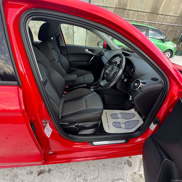 Audi A1 2015 Sline Low Milege 367958613