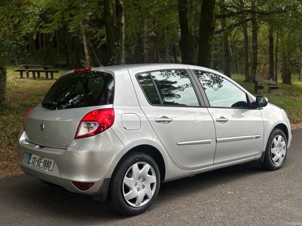 2013 Renault Clio 1.2 16V 75 EXPRESSION 368024761