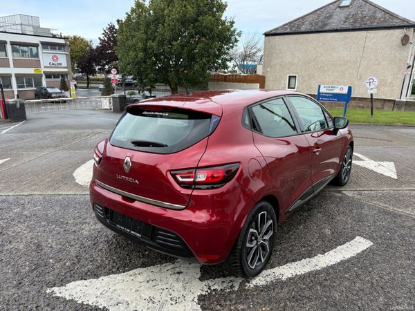 Renault Clio 2017 Auto 23,000 kms 368148107